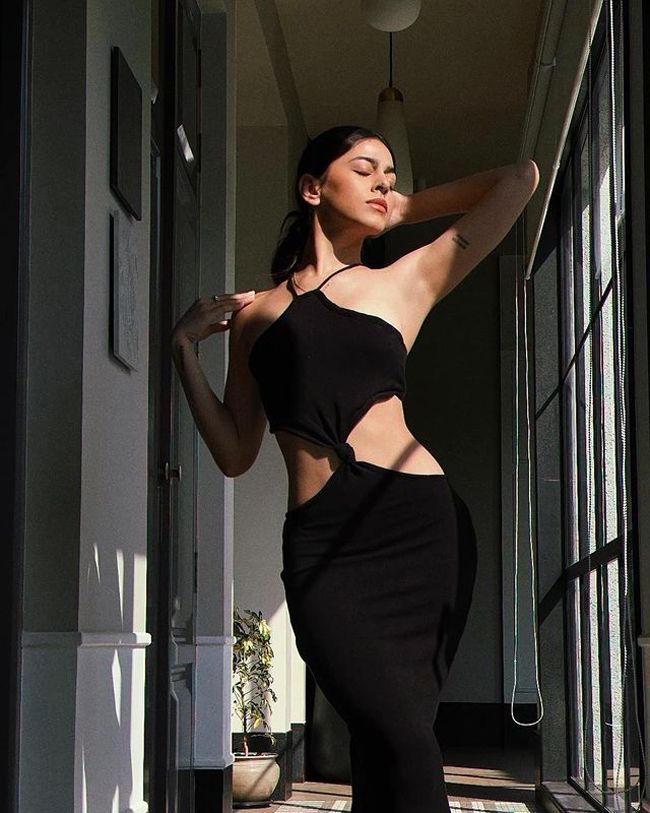 Staggering Pics Of Alaya Furniturewala